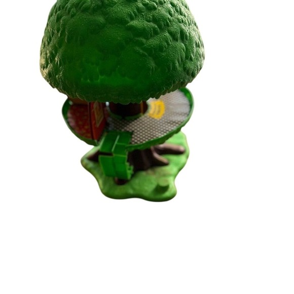 Green Treehouse Playset - Picture 2 of 6